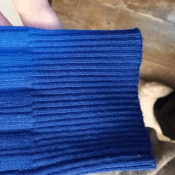 Cato size medium mock turtleneck. - Picture 7 of 8